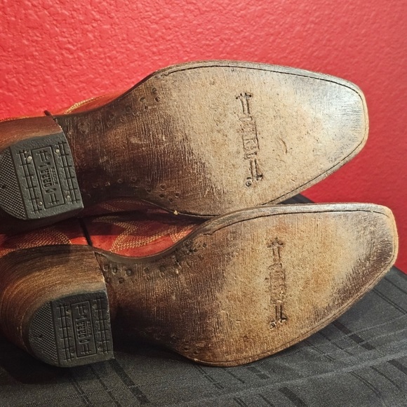 Women’s Corral Booties - Picture 3 of 3